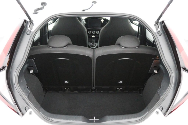 Toyota Aygo X - 1.0 VVT-i MT Play 23