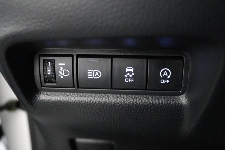 Toyota Aygo X - 1.0 VVT-i MT Play 28
