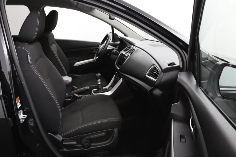 Suzuki S-Cross - 1.4 Boosterjet Exclusive 10