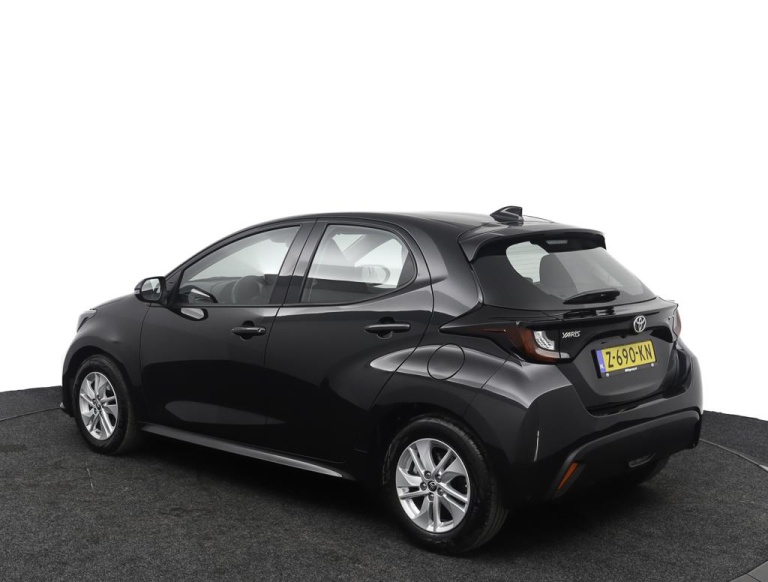 Toyota Yaris - 1.5 Hybrid 115 12