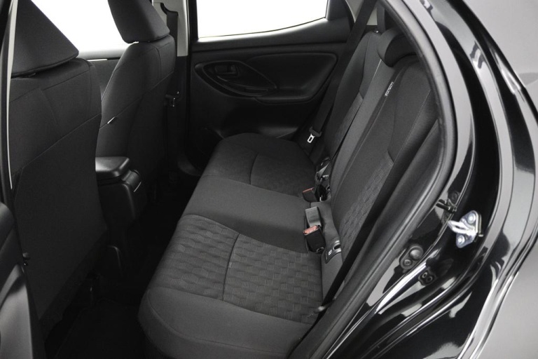 Toyota Yaris - 1.5 Hybrid 115 18