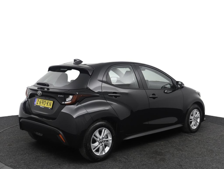 Toyota Yaris - 1.5 Hybrid 115 2