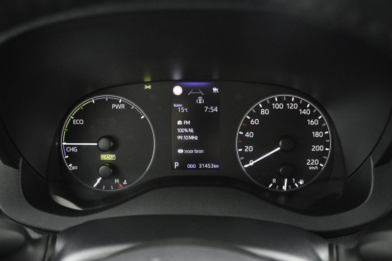 Toyota Yaris - 1.5 Hybrid 115 6