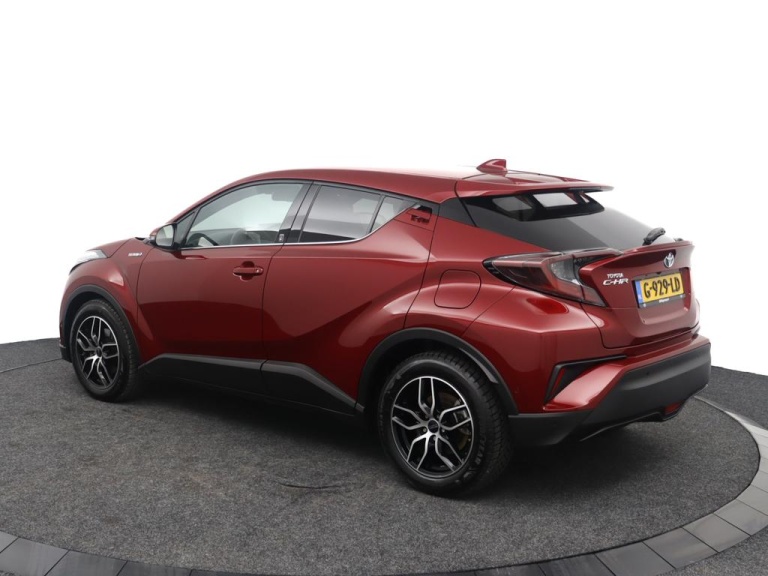 Toyota C-HR - 1.8 Hybrid Business Intro 12