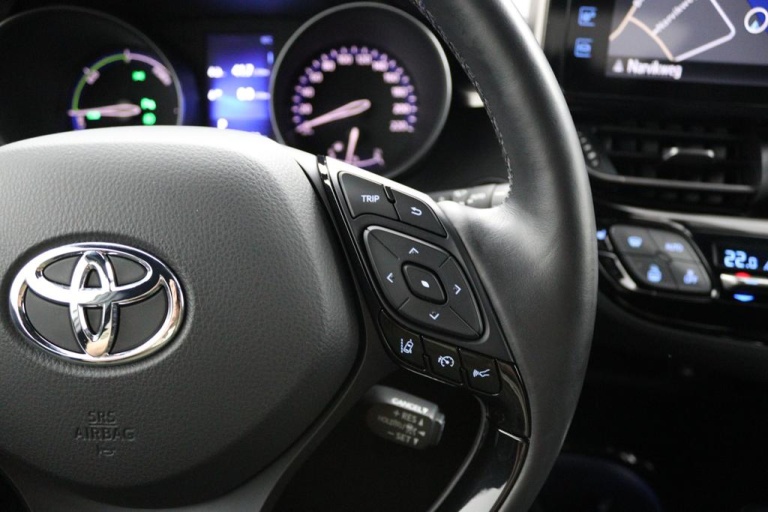 Toyota C-HR - 1.8 Hybrid Business Intro 21