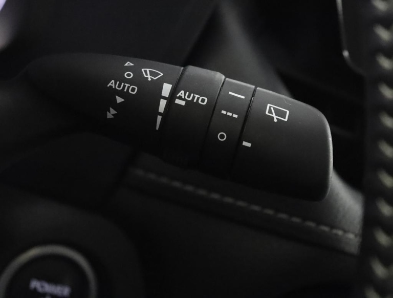 Toyota RAV4 - 2.5 Hybrid AWD GR SPORT 31