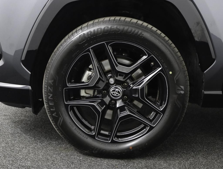 Toyota RAV4 - 2.5 Hybrid AWD GR SPORT 36
