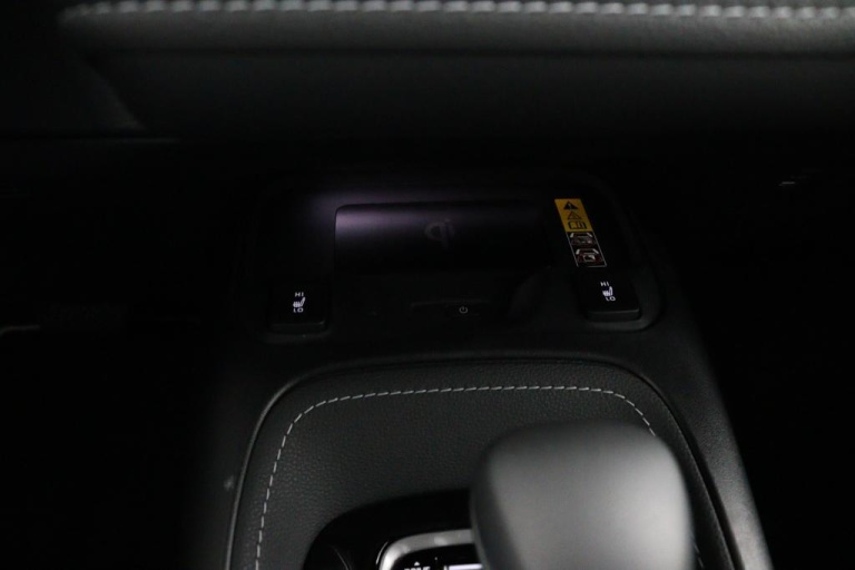 Toyota Corolla - Hybrid 140 Dynamic 23