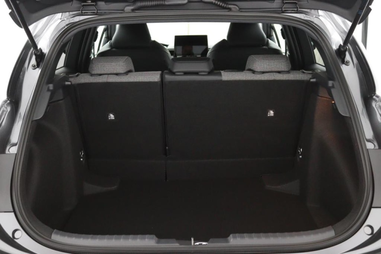 Toyota Corolla - Hybrid 140 Dynamic 26