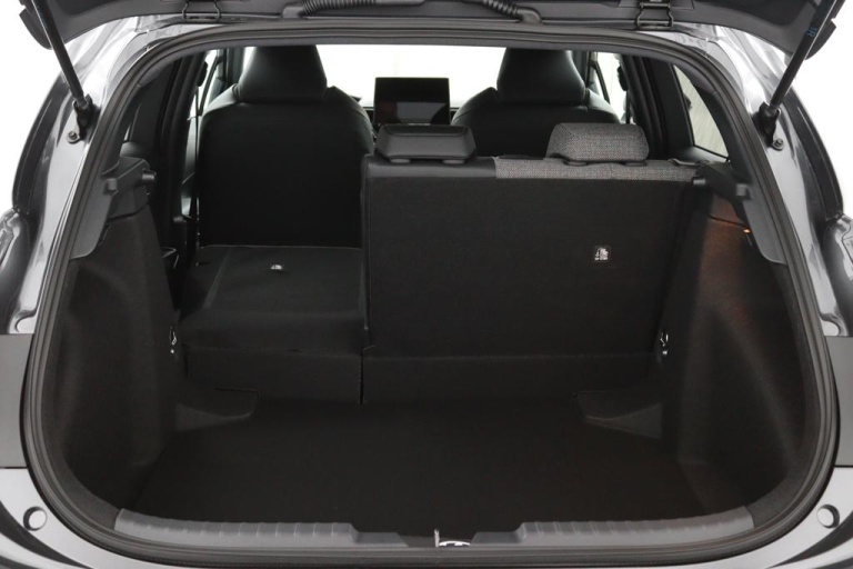 Toyota Corolla - Hybrid 140 Dynamic 27