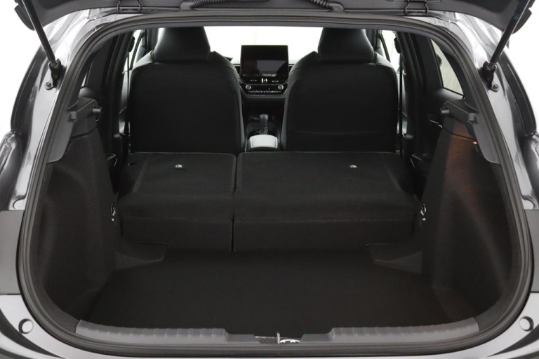 Toyota Corolla - Hybrid 140 Dynamic 28