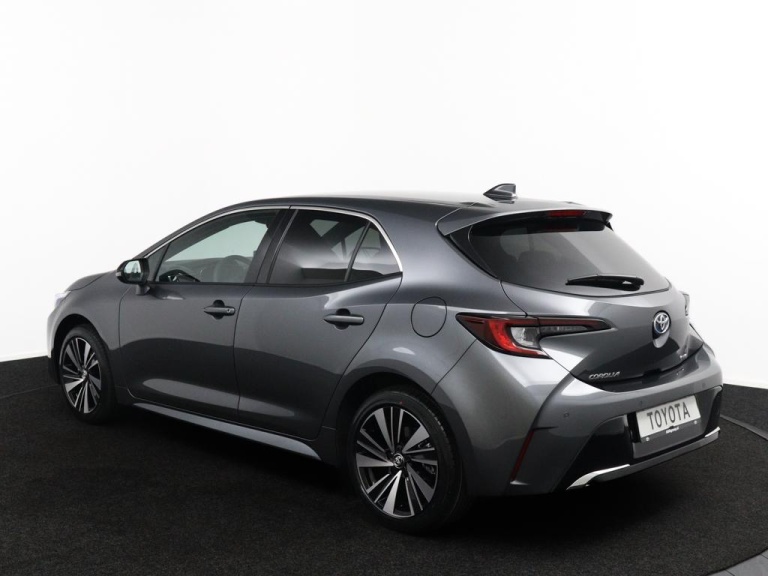 Toyota Corolla - Hybrid 140 Dynamic 4