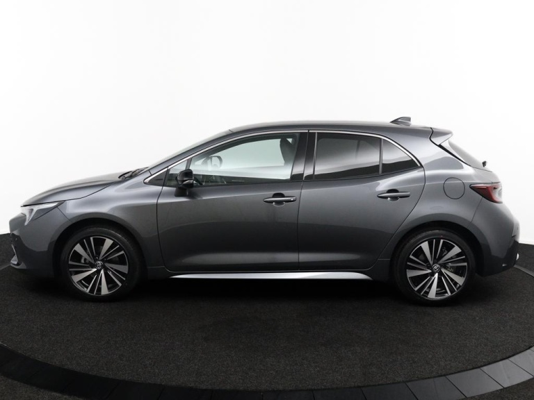 Toyota Corolla - Hybrid 140 Dynamic 5