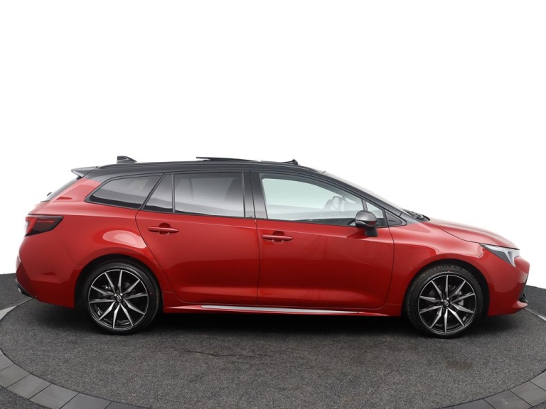 Toyota Corolla - Hybrid 180 GR Sport 11