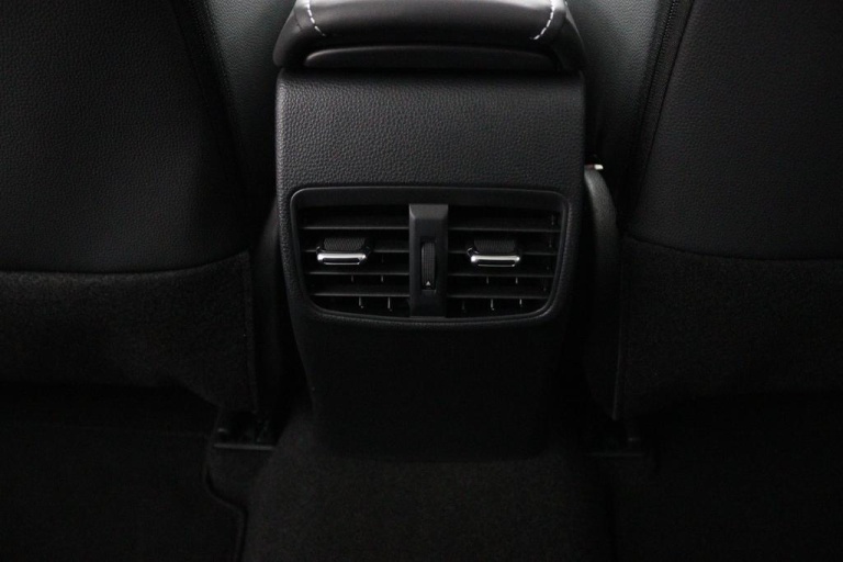 Toyota Corolla - Hybrid 180 GR Sport 38