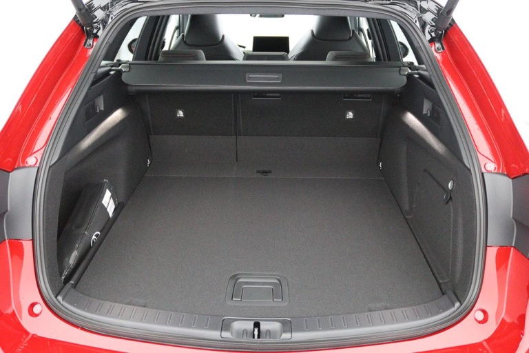 Toyota Corolla Touring Sports - Hybrid 180 GR Sport Touting Sports 19