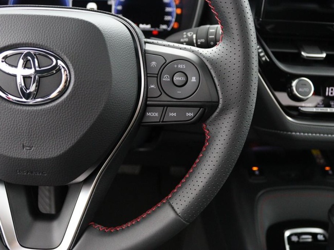 Toyota Corolla TS - Hybrid 180 GR Sport Touting Sports