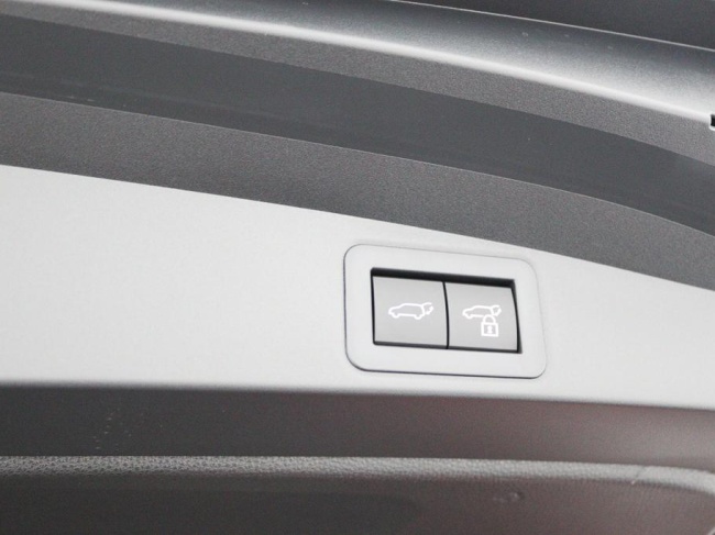 Toyota Corolla TS - Hybrid 180 GR Sport Touting Sports