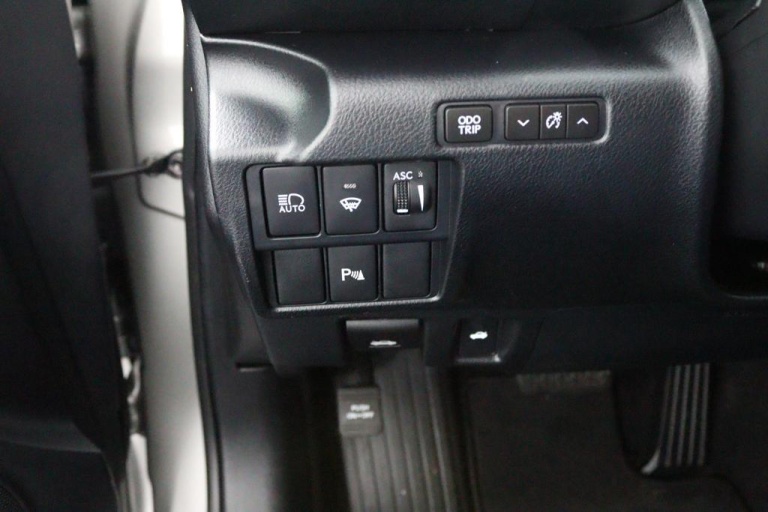 Lexus IS - 300h Hybrid Business Line 27