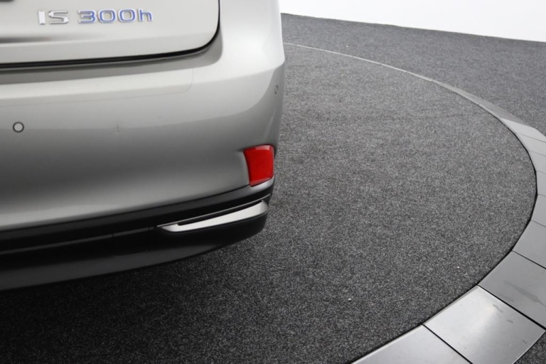 Lexus IS - 300h Hybrid Business Line 34