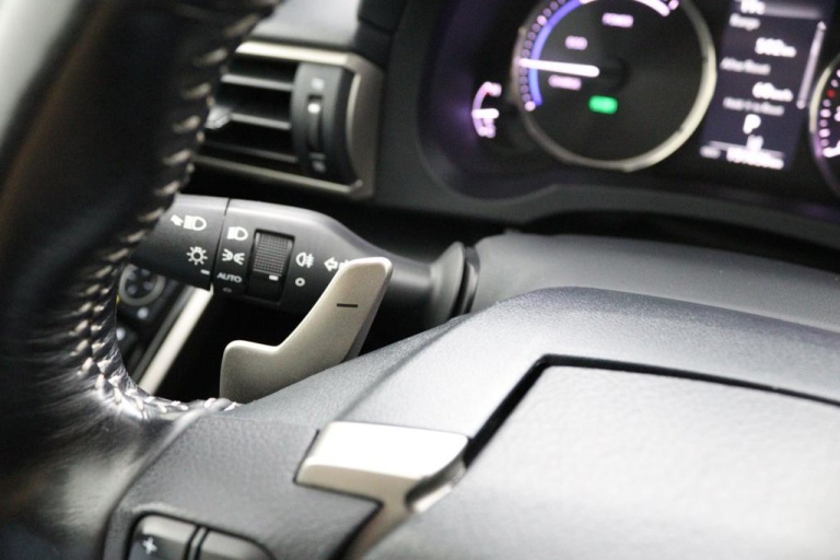 Lexus IS - 300h Hybrid Business Line 39