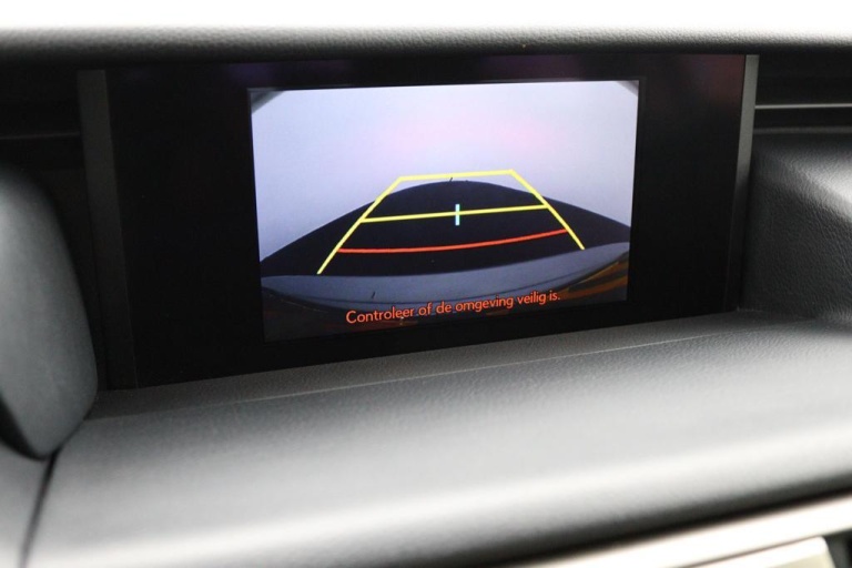 Lexus IS - 300h Hybrid Business Line 8