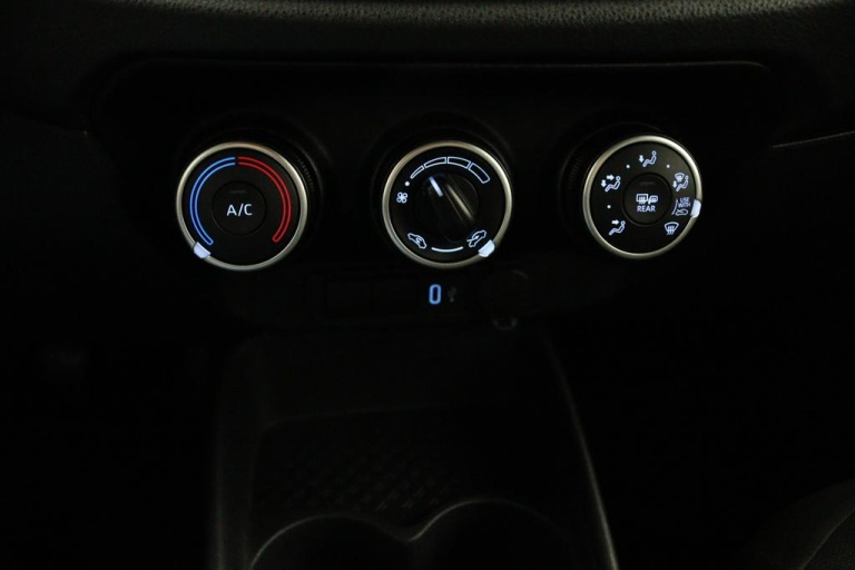 Toyota Aygo X - 1.0 VVT-i MT Play 16
