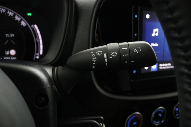 Toyota Aygo X - 1.0 VVT-i MT Play 21