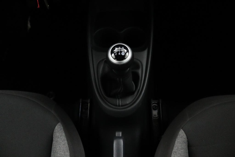 Toyota Aygo X - 1.0 VVT-i MT Play 27