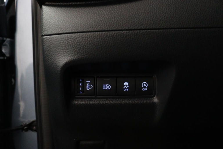 Toyota Aygo X - 1.0 VVT-i MT Play 29