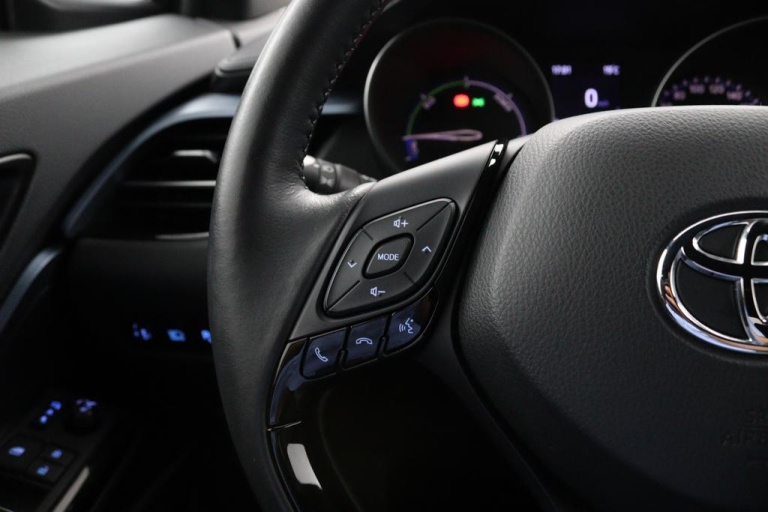 Toyota C-HR - 2.0 Hybrid First Edition 19