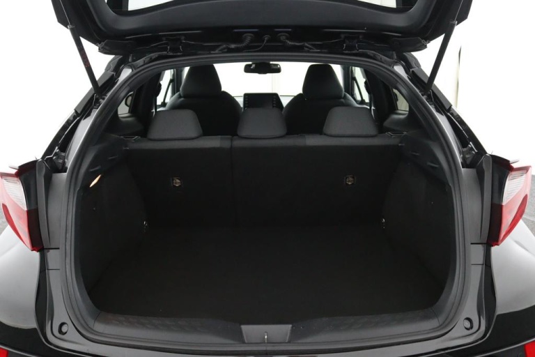 Toyota C-HR - 2.0 Hybrid First Edition 31