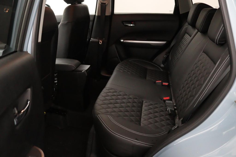 Suzuki Vitara - 1.4 Boosterjet Style Smart Hybrid 12