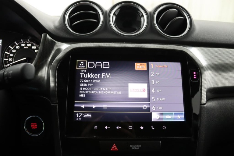 Suzuki Vitara - 1.4 Boosterjet Style Smart Hybrid 15