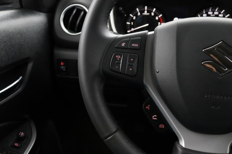 Suzuki Vitara - 1.4 Boosterjet Style Smart Hybrid 20