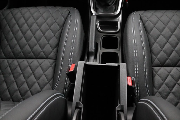 Suzuki Vitara - 1.4 Boosterjet Style Smart Hybrid 24