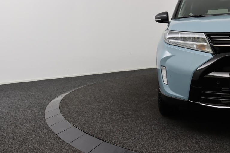 Suzuki Vitara - 1.4 Boosterjet Style Smart Hybrid 34