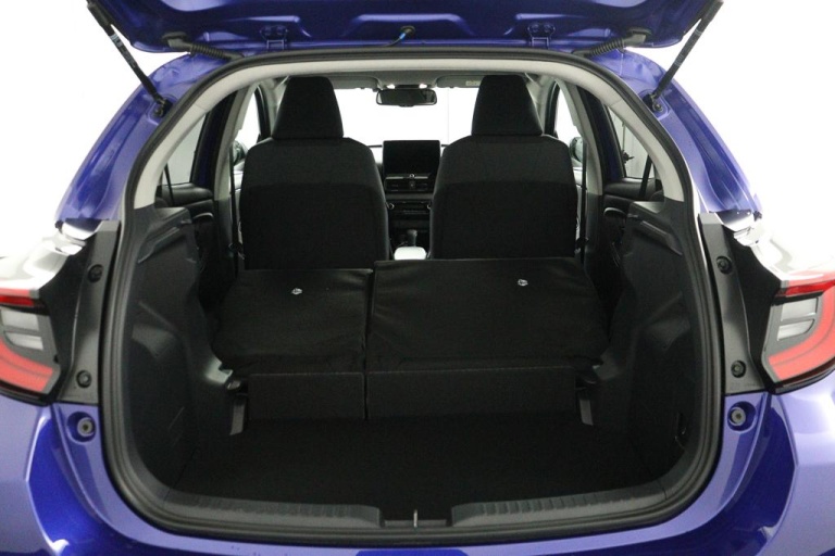 Toyota Yaris - 1.5 Hybrid 115 First Edition 26