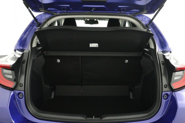 Toyota Yaris - 1.5 Hybrid 115 First Edition 46