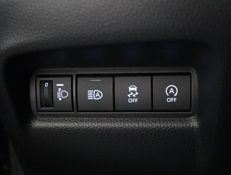 Toyota Aygo X - 1.0 VVT-i MT Play 28