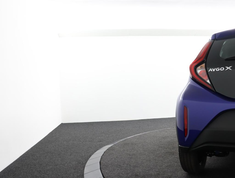 Toyota Aygo X - 1.0 VVT-i MT Play 35