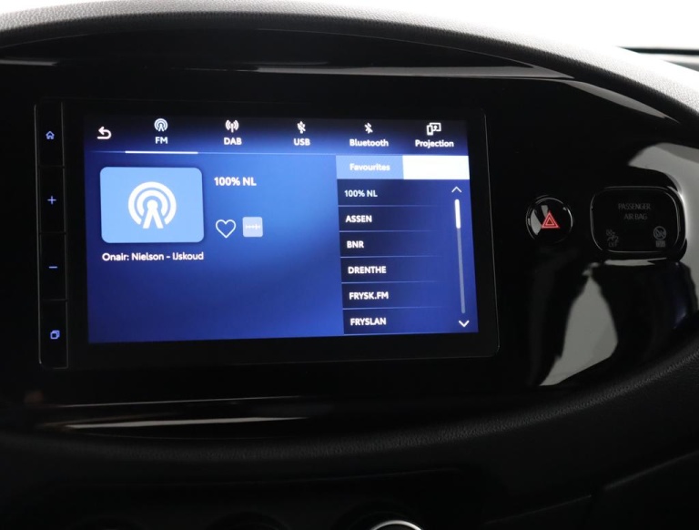 Toyota Aygo X - 1.0 VVT-i MT Play 9