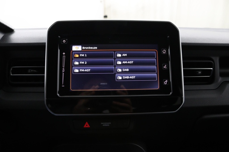 Suzuki Ignis - 1.2 Smart Hybrid Select 15