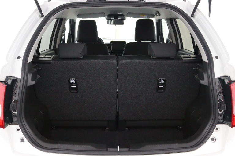Suzuki Ignis - 1.2 Smart Hybrid Select 28