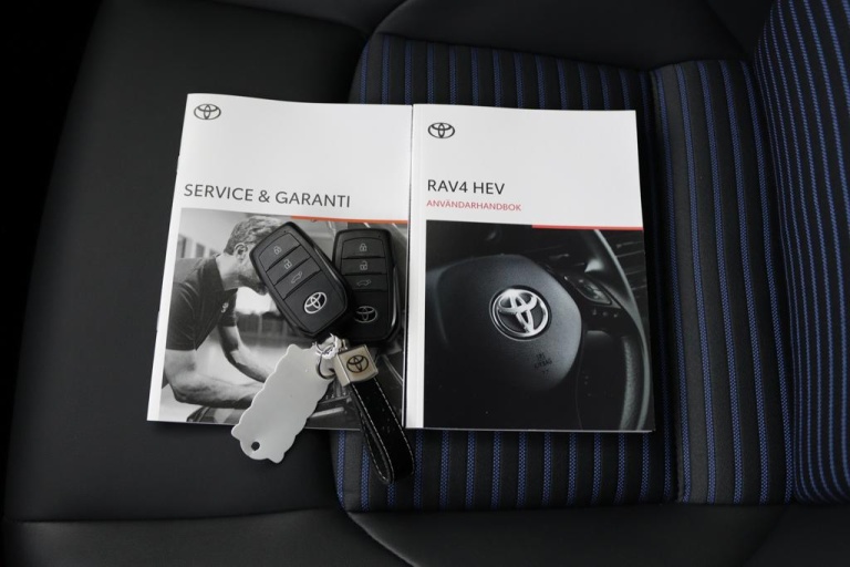 Toyota RAV4 - 2.5 Hybrid AWD Style 11