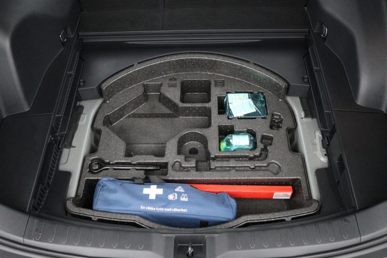 Toyota RAV4 - 2.5 Hybrid AWD Style 31
