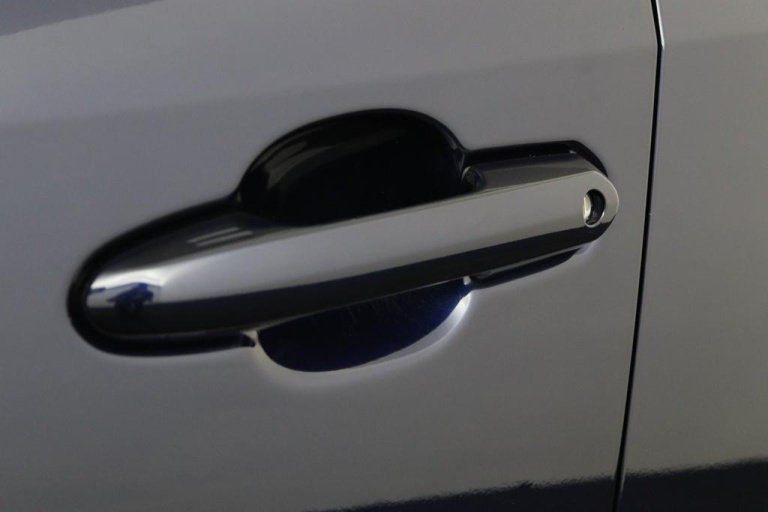 Toyota RAV4 - 2.5 Hybrid AWD Style 36