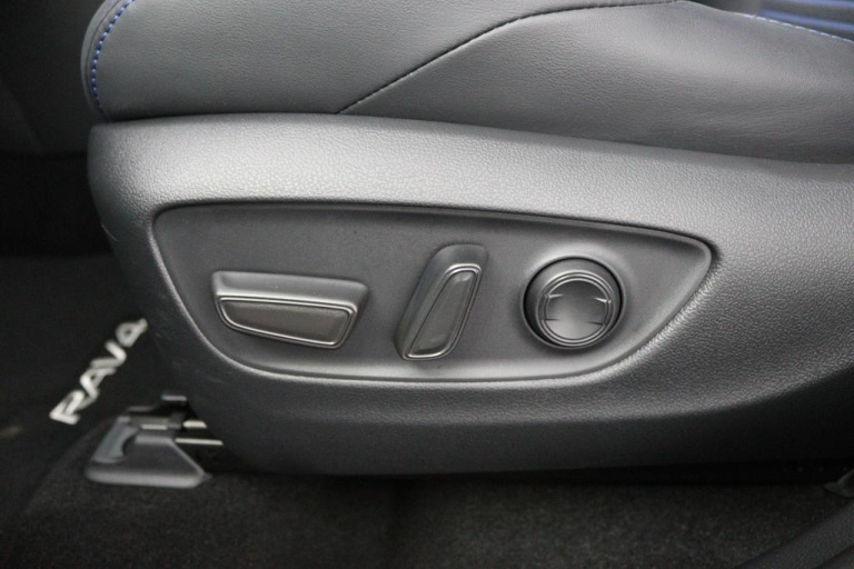 Toyota RAV4 - 2.5 Hybrid AWD Style 37