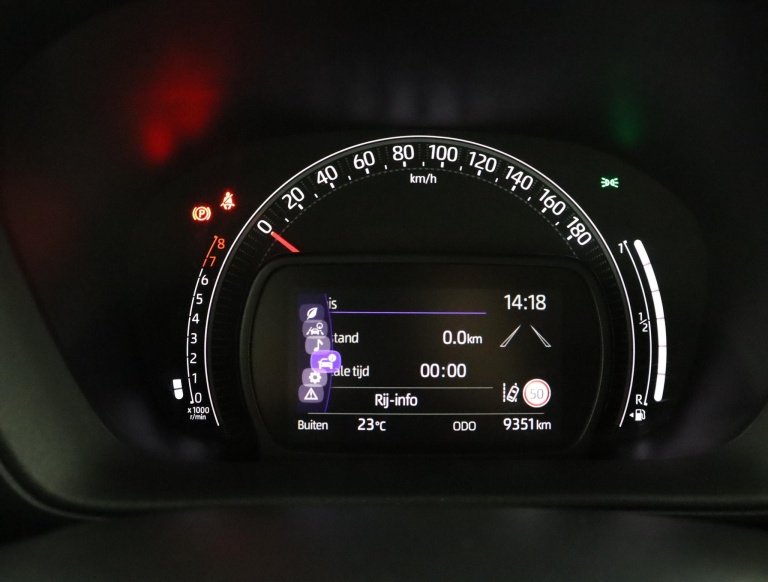 Toyota Aygo X - 1.0 VVT-i MT Play 47
