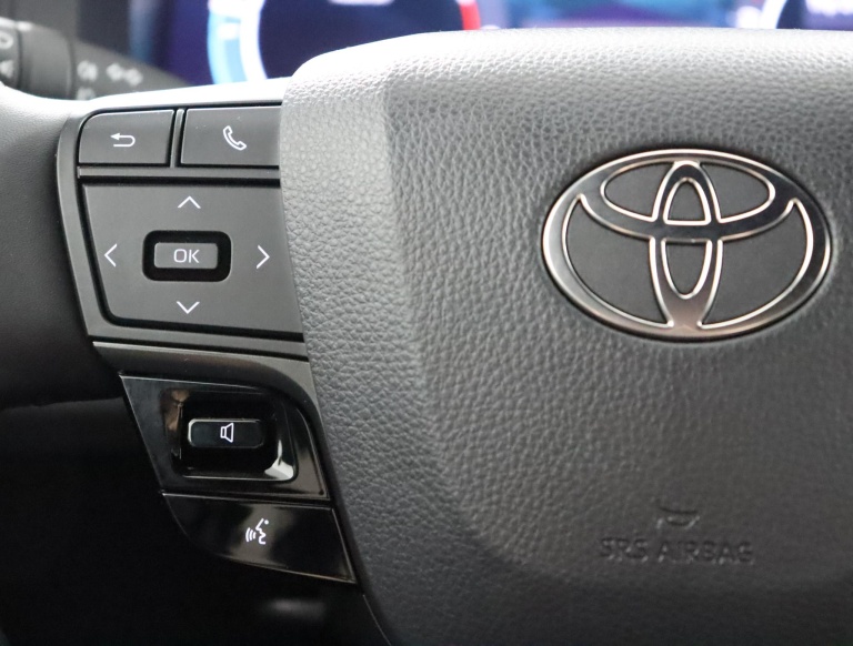 Toyota C-HR - 1.8 Hybrid 140 Dynamic 19